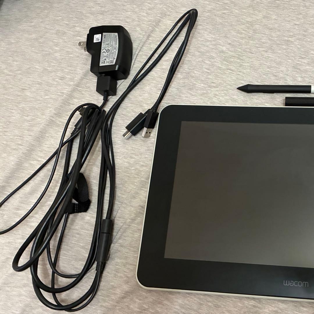 WacomOne13(gen.1)DTC133W1D／美品 液晶ペンタブレット