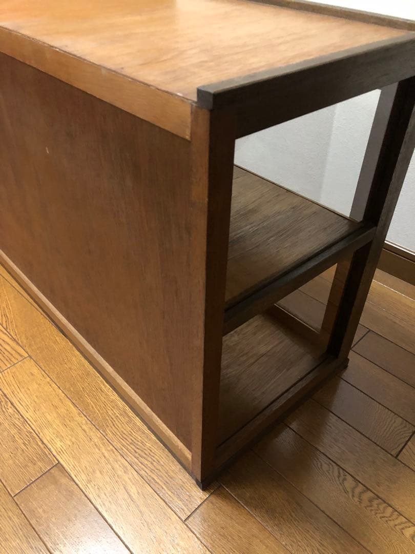 昭和レトロ古家具　ガラス3面仕様　飾り棚　ディスプレイ棚　収納棚