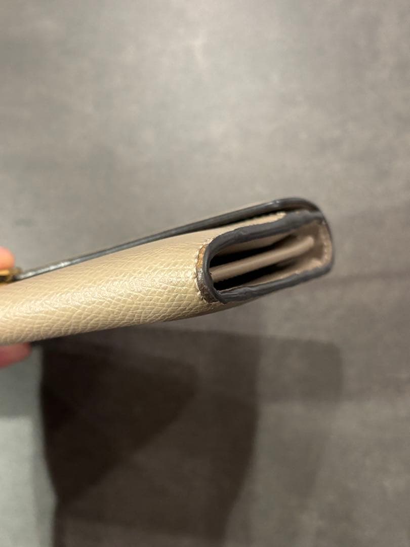FENDI コンチネンタル長財布　ベージュ