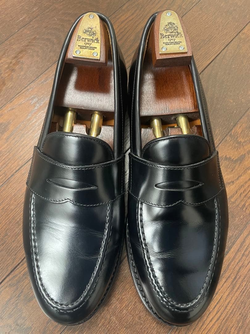 Berwick / 5260ROVI/ブラック/UK7/ローファー