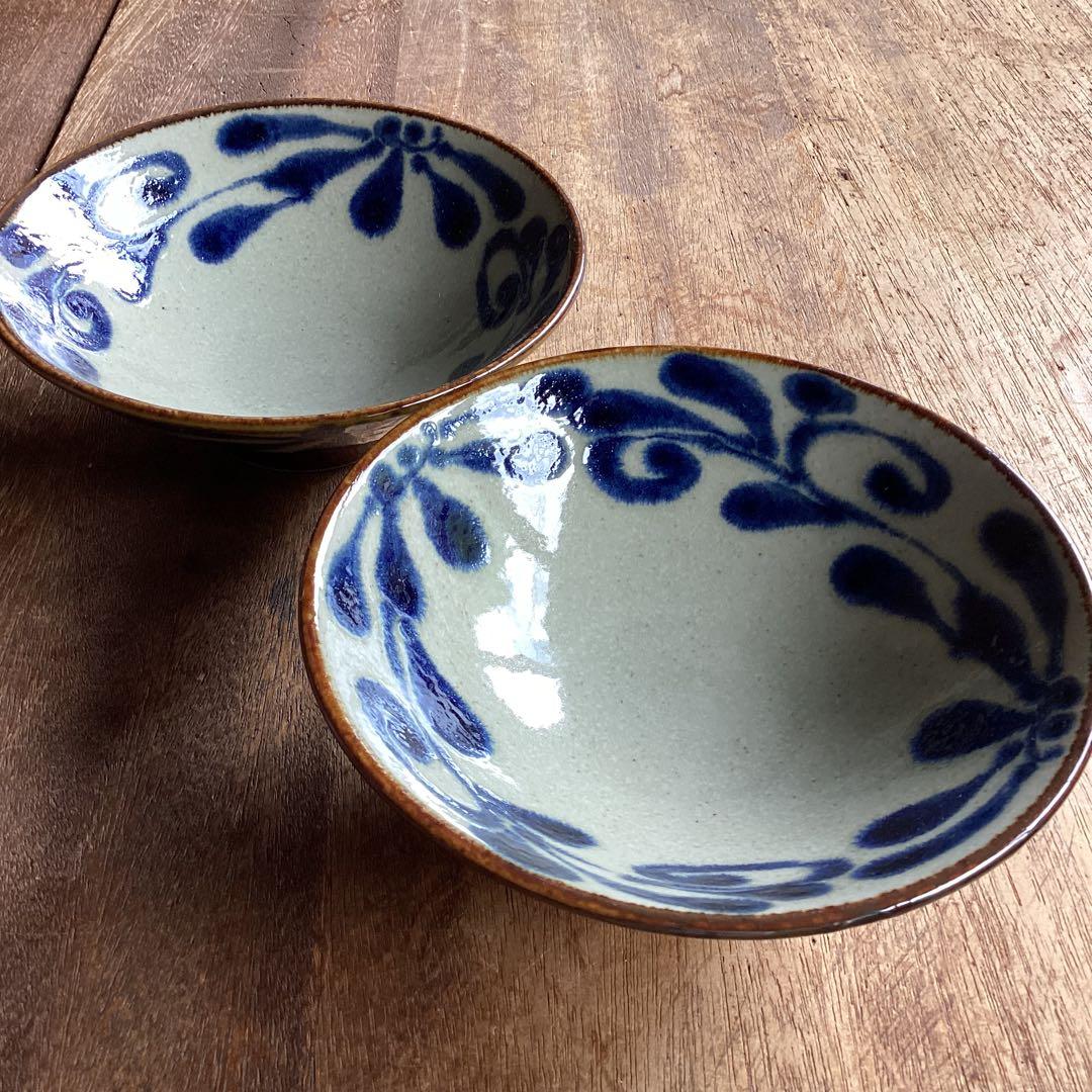 ☘️merci☘️です。新品美濃焼　琉球瑠璃唐草麺鉢　うどん丼10枚セット他