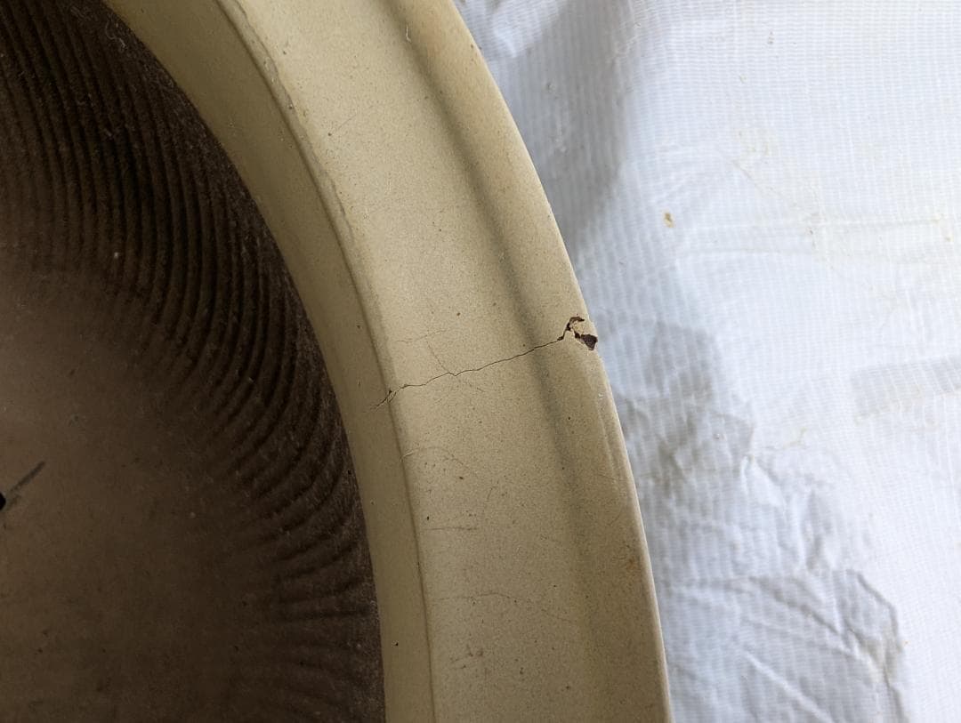 大型 盆栽鉢 丸鉢 外径49cm 高さ19cm 無刻印 白系 ヒビあり 現状品