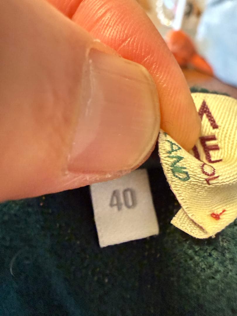 ウィリアムロッキー　William Lockie Vネック ニットベス 40