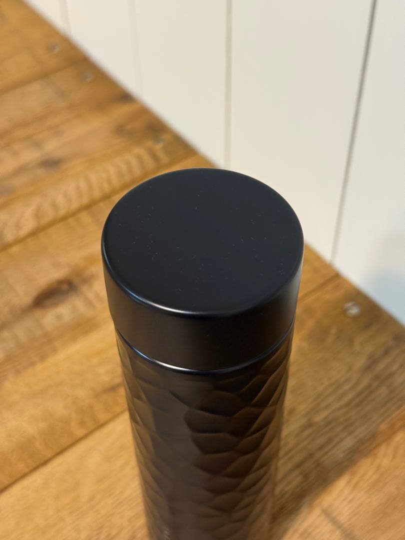 新品 TSUTSU ステンレス製携帯用まほうびん TS-270VBK