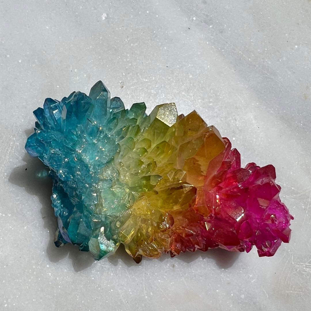 レインボーオーラ　クォーツ