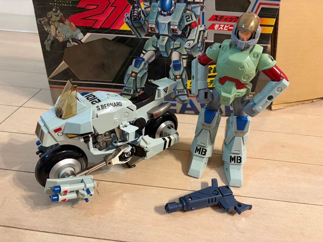 モスピーダ VR-052F 変形ロボット