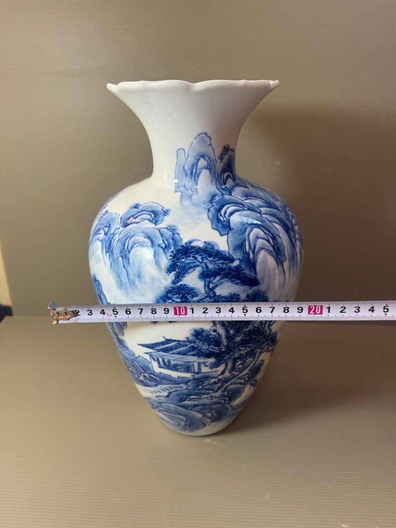 2902 松右衛門作　染付山水　花瓶　35cm