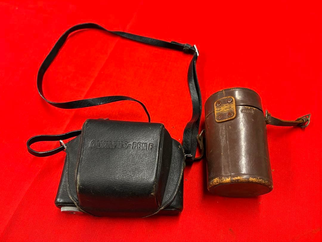 [お宝]OLYMPUS PEN F フィルムカメラ カメラケース付き※値下げ不可