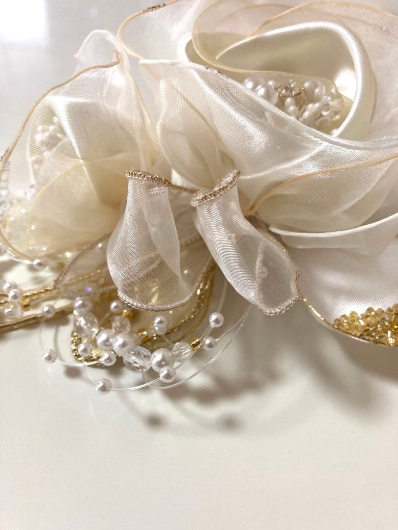 東京ソワール　PETITSOIR コサージュ ブローチホワイト色　新品未使用