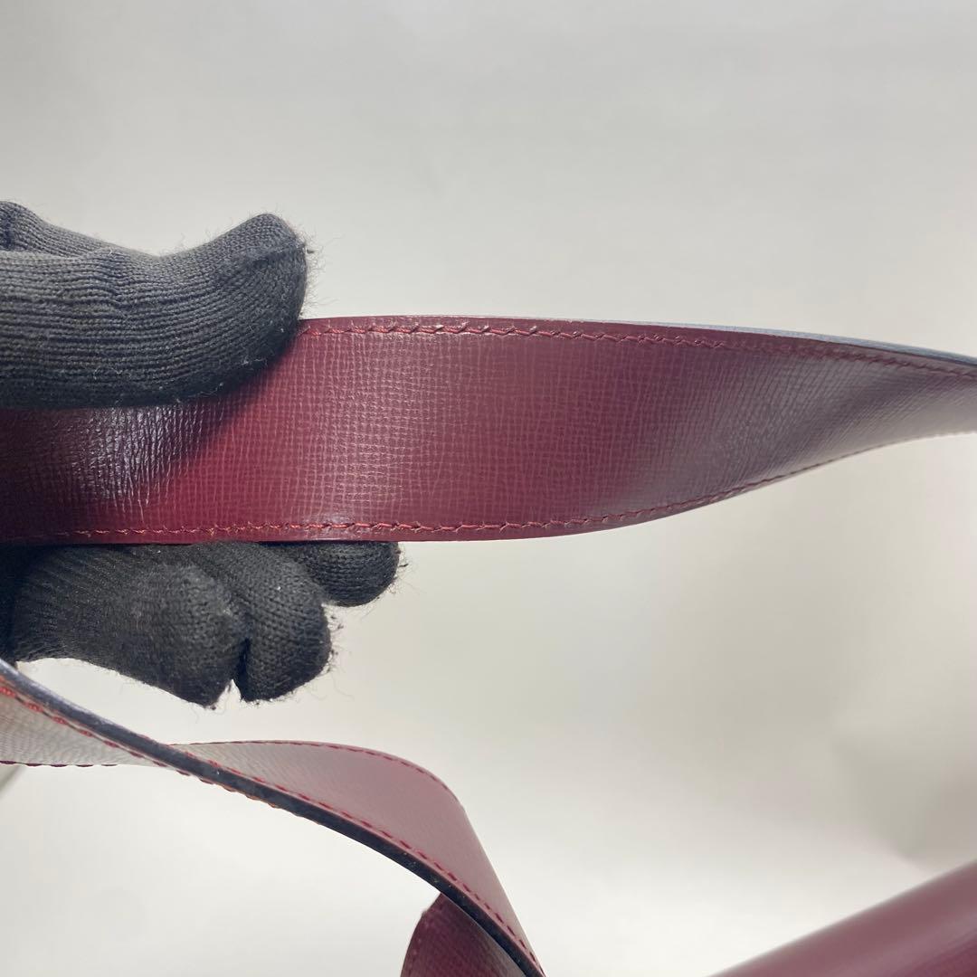 Cartier ワンショルダー バッグ ハーフムーン マストライン ターンロック