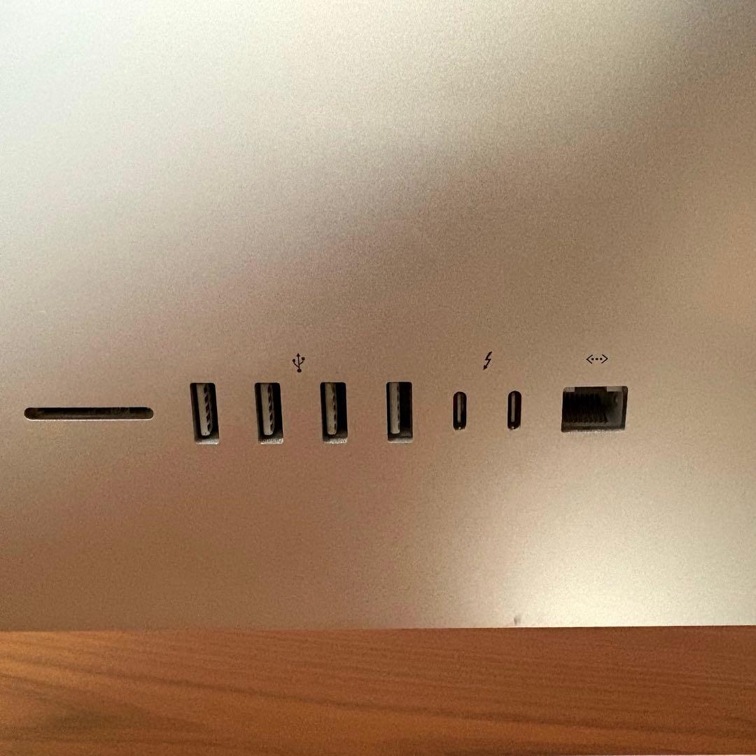 Apple iMac (21.5-inch, 2017) 【初期化済み】