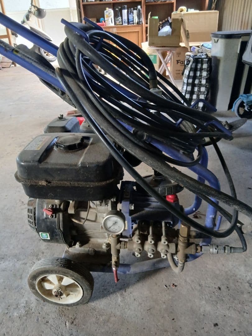 エンジン高圧洗浄機　値下げ不可