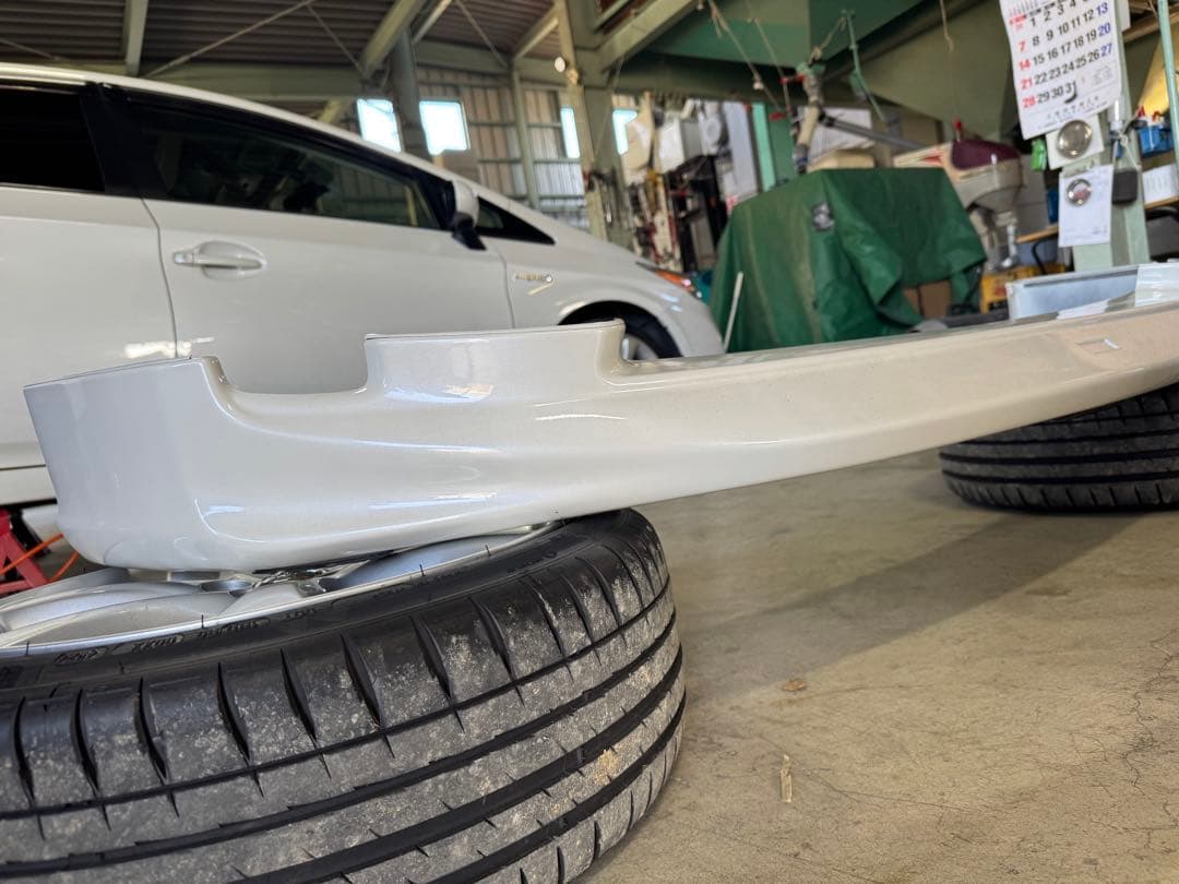 トヨタ 30プリウス前期モデリスタエアロ（フロント）