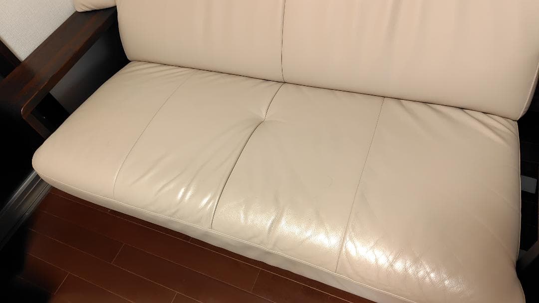 カリモク家具 2.5人掛けソファー ダンテ ベージュ 合成皮革 幅1550mm