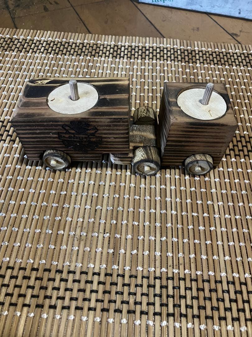 備長炭止まり木＆木製品✨何でも作ります✨(´∀｀=)