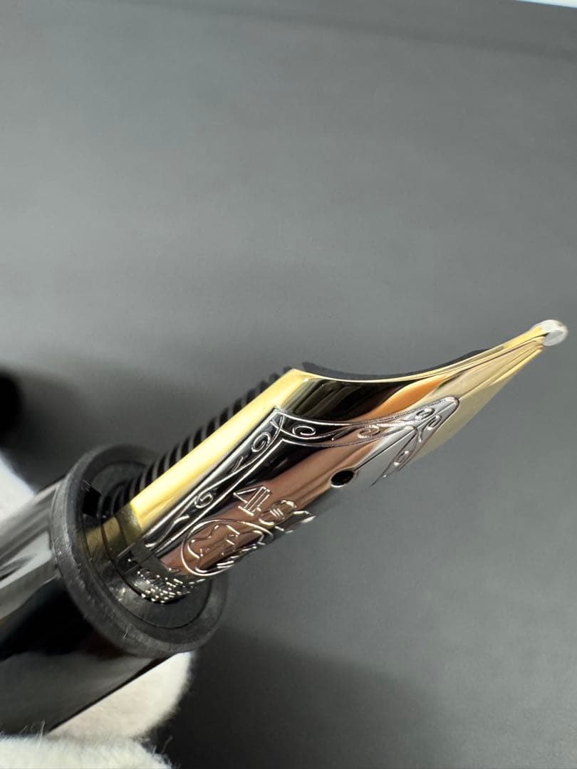 モンブラン マイスターシュテュック 14Kダイヤモンド ネーム入り