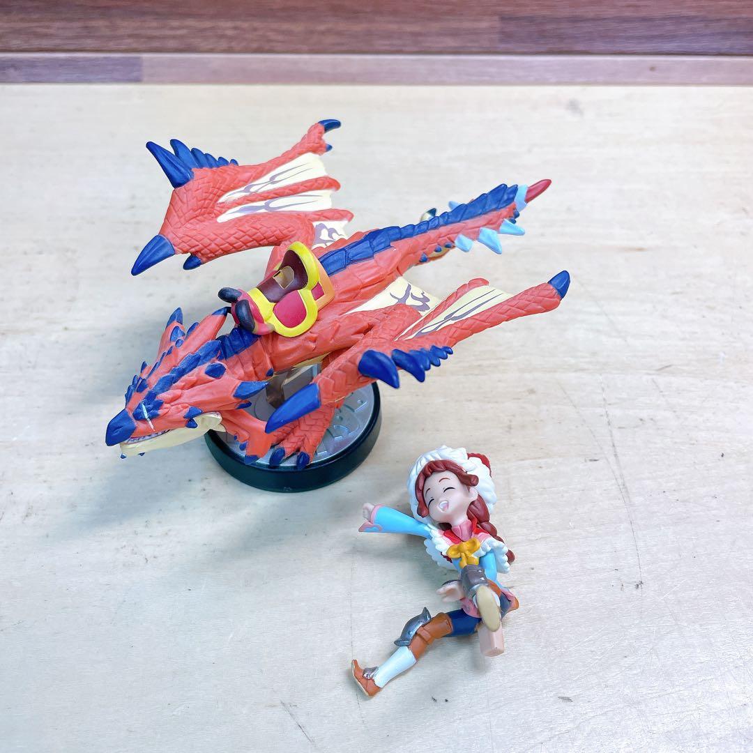 amiibo 隻眼のリオレウス&ライダー 女の子 モンスターハンター アミーボ