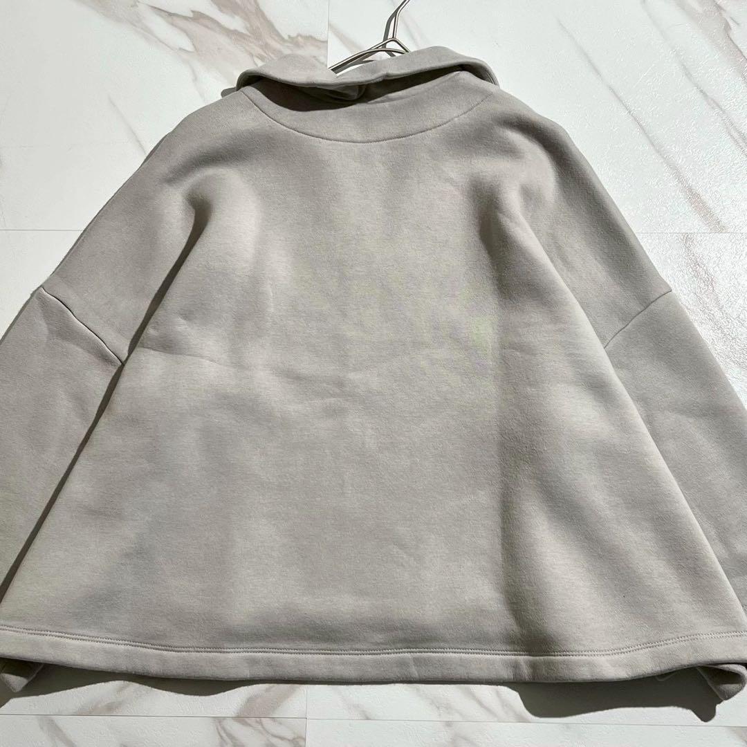 美品✨BALENCIAGA クロップドスウェット 襟付 スキッパー Vネック