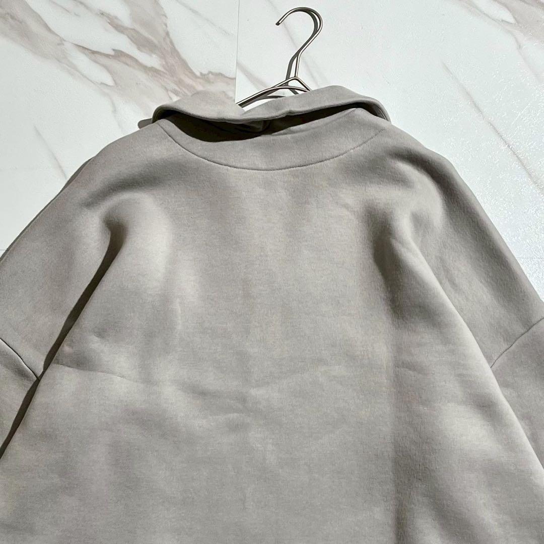 美品✨BALENCIAGA クロップドスウェット 襟付 スキッパー Vネック