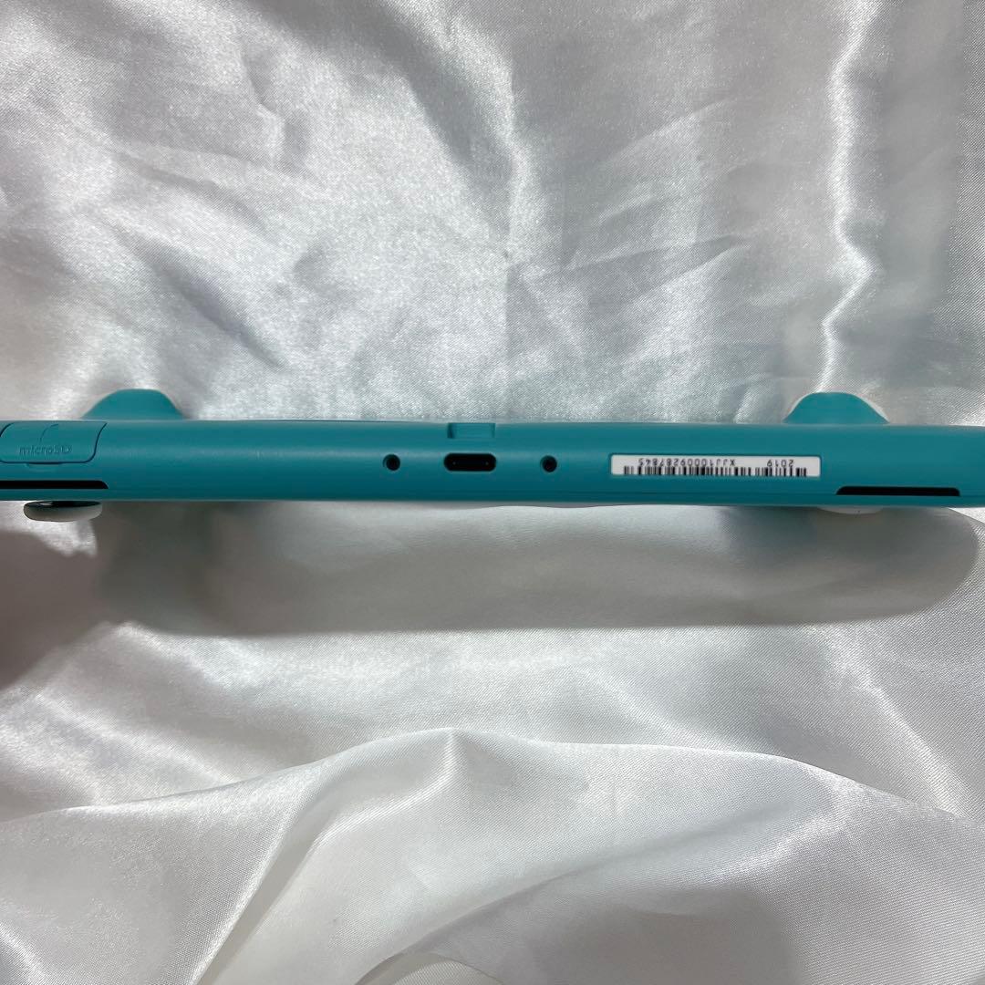 美品　 即日発送　Switch Lite ターコイズ　スイッチ　ライト　本体のみ