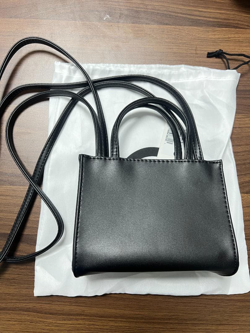 Telfar ブラック ショルダーバッグ