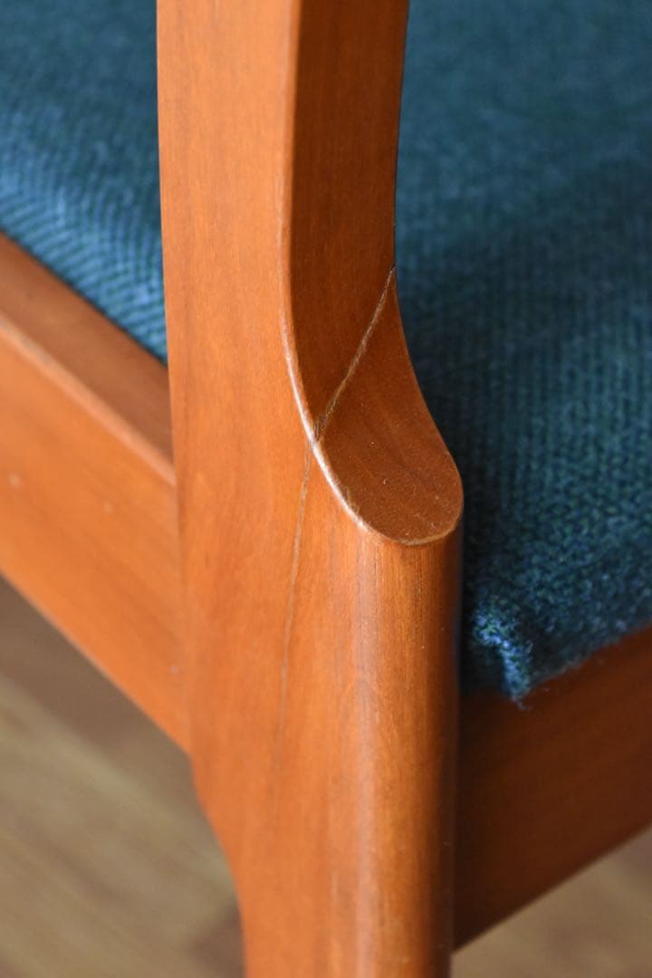 めしくら TENDO BRASILEIRA chair