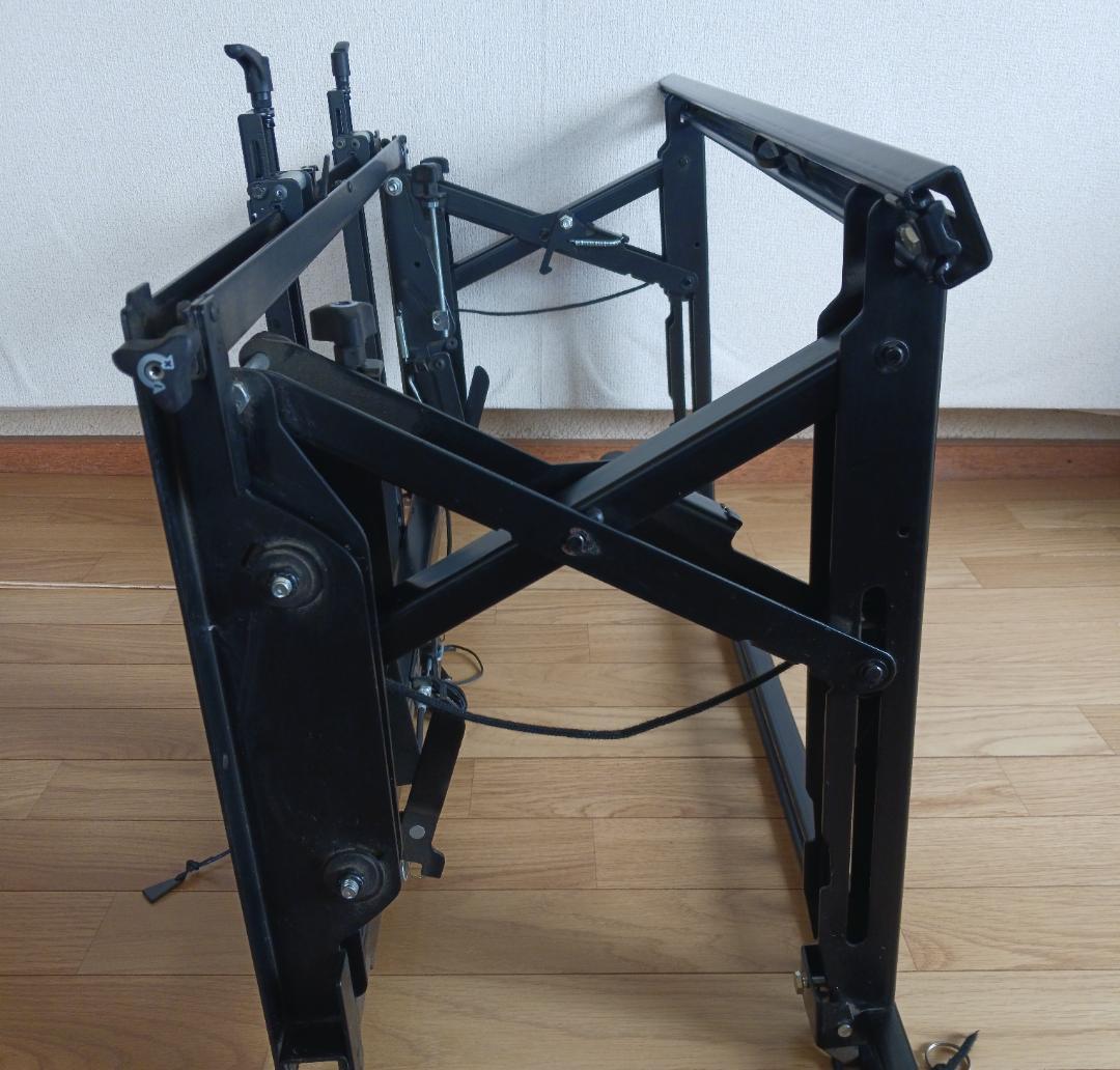 CHIEF ディスプレイマウント LVS1U 壁付タイプ　引出し機能付　横設置②