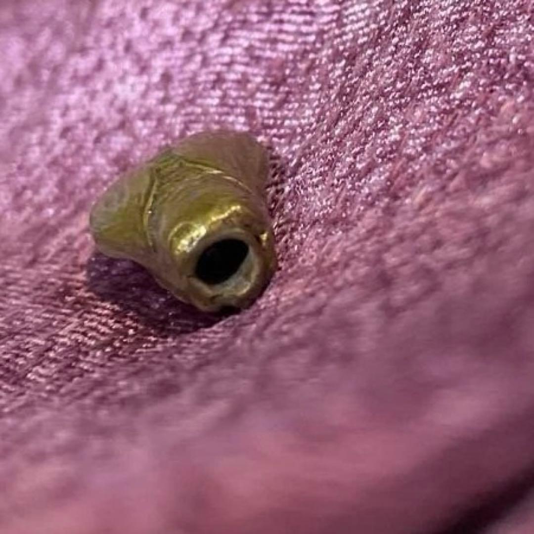 金色 セミ型装飾品　　根付　緒締　骨董　古道具　時代