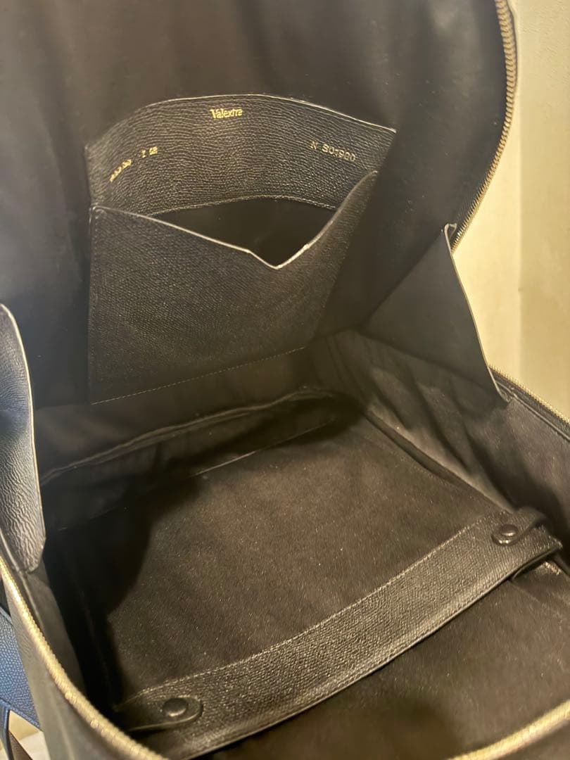 ヴァレクストラ　バックパック　レザー