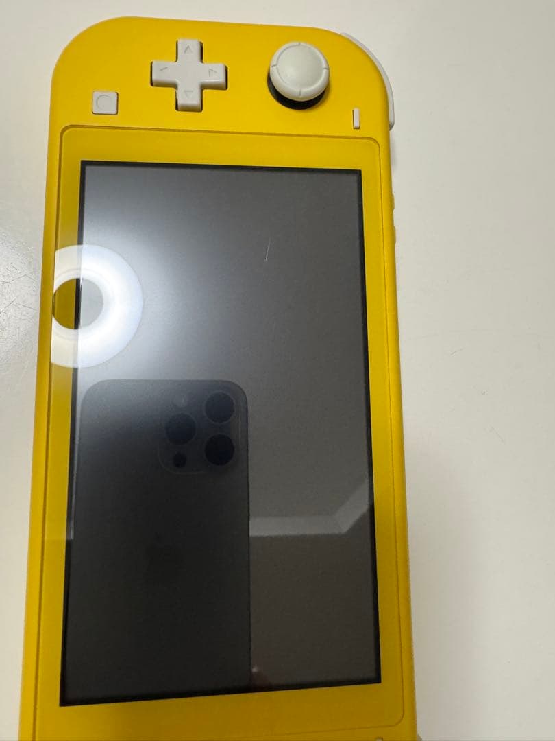 Nintendo Switch Lite イエロー 本体　箱 付属品付き