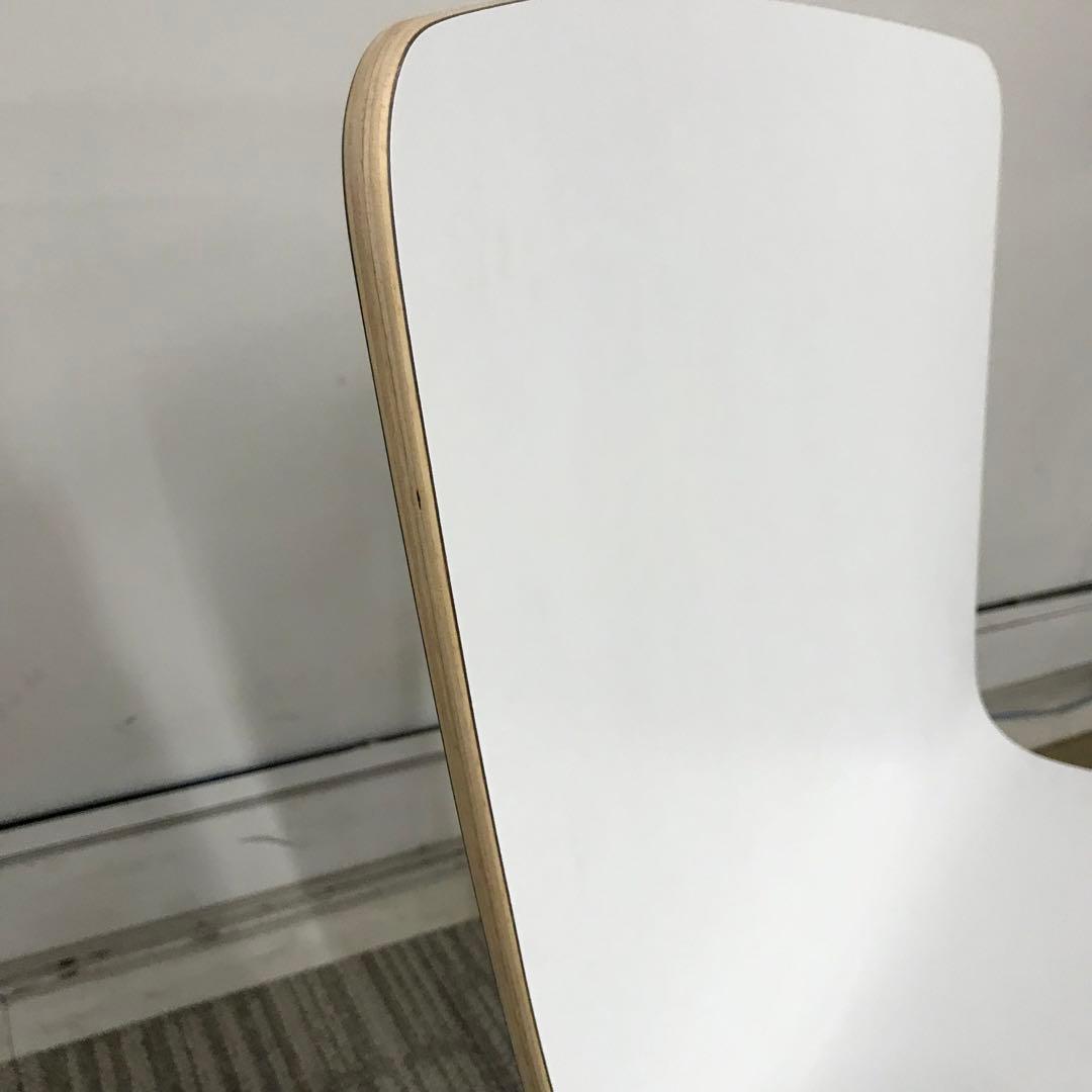 【展示品2025年製】オカムラ　ライブスカフェチェア　ホワイト【在庫処分】