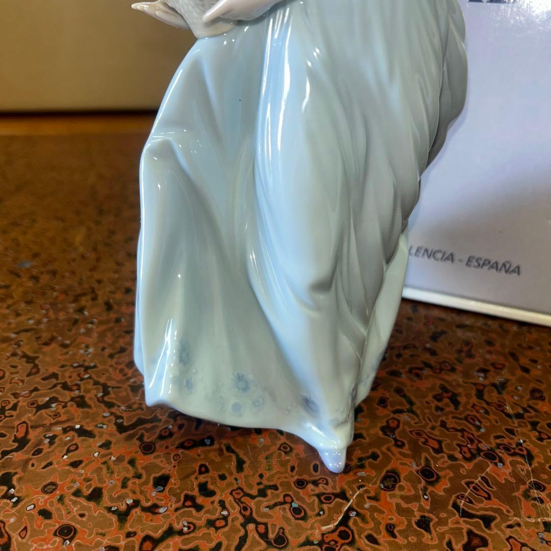 【新品近】リヤドロ LLADRO  「春のお庭にかえって」　箱付き