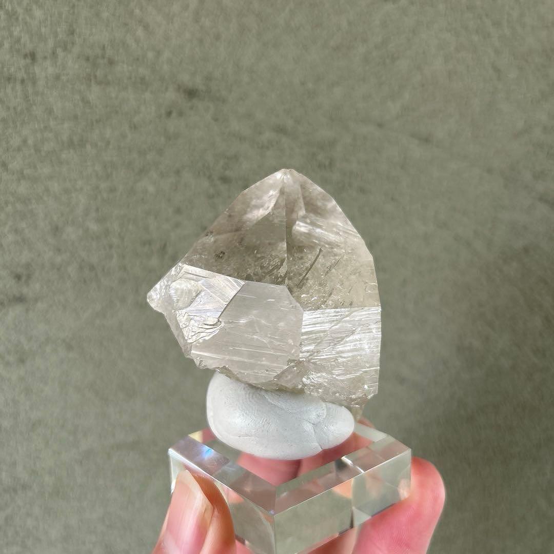 希少産地 ノルウェー産 水晶 ポイント アナテース共生