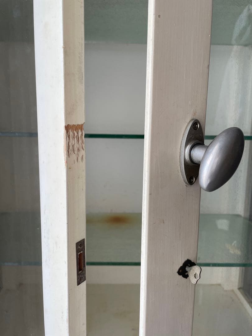 アンティーク　木製ガラス扉キャビネット