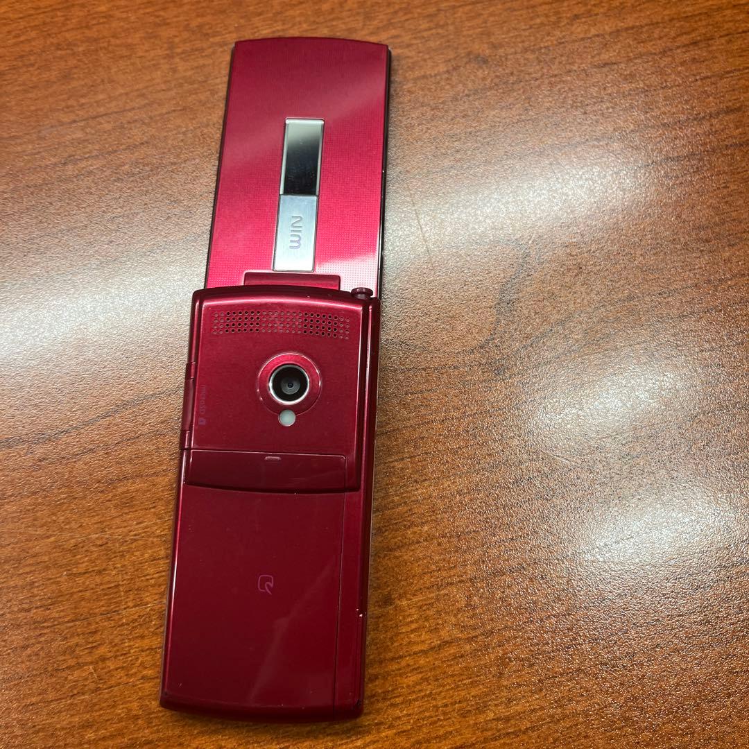 au 折りたたみ式携帯電話 赤