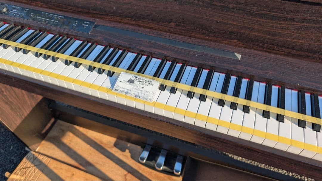 送料込みKORG 電子ピアノ LP-380 2015年製 激可愛い&ほぼ未使用L