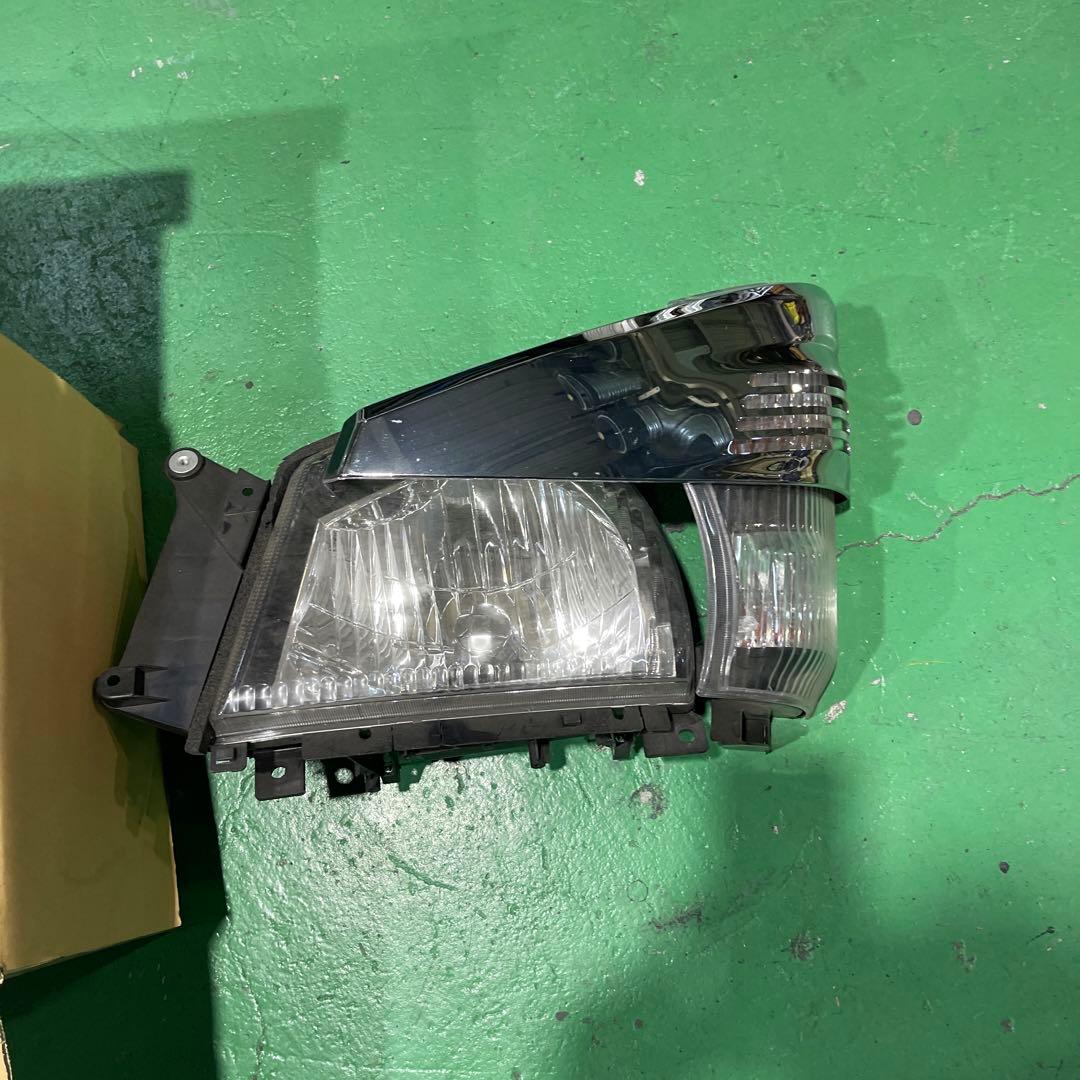 メッキエアロ付き PMエルフ ヘッドライト ウィンカー エアロ　いすず