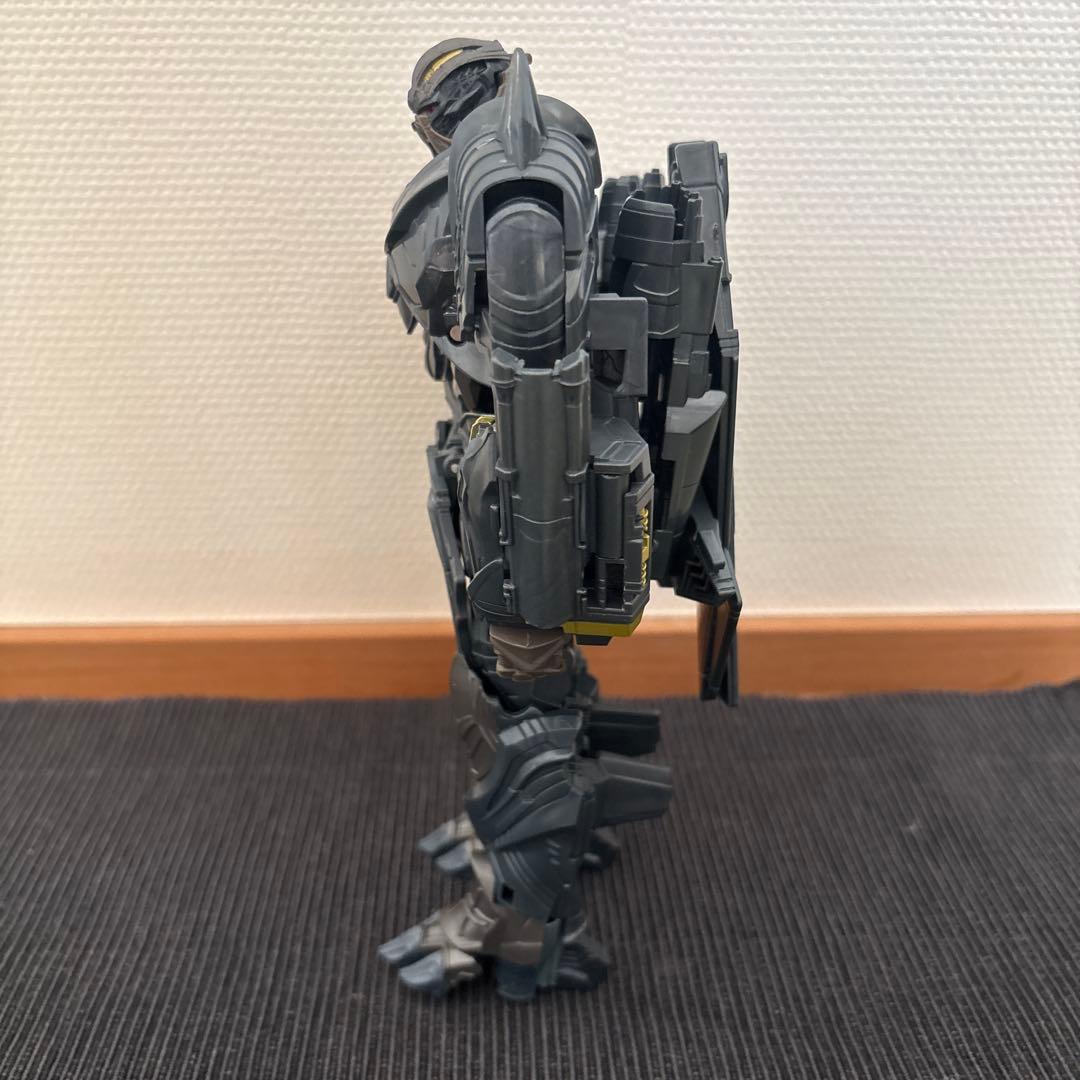 箱無し トランスフォーマー メガトロン フィギュア