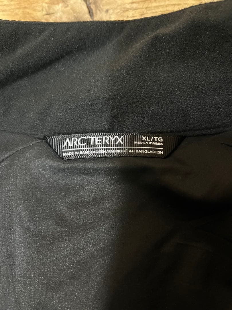【新品同様】ARC’TERYX Atom Vest XLサイズ