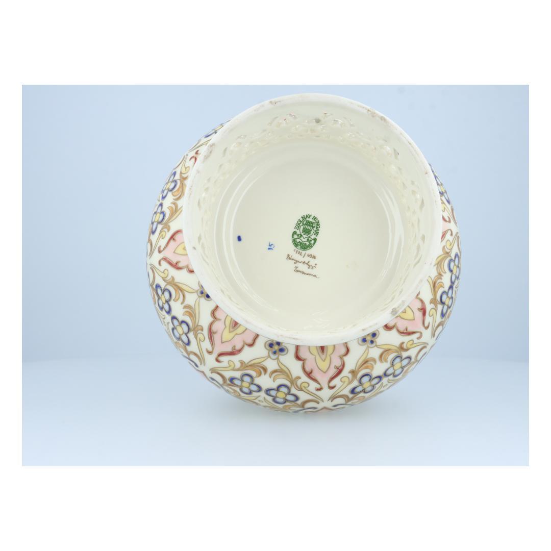 【美品】Zsolnay ジョルナイ 花瓶 金彩装飾 ハンガリー製 アンティーク調