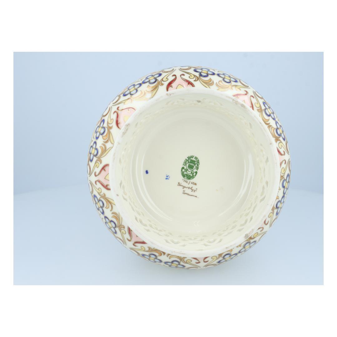 【美品】Zsolnay ジョルナイ 花瓶 金彩装飾 ハンガリー製 アンティーク調