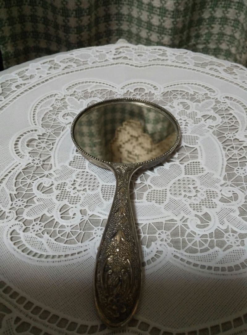 ベアちゃん　アンティーク手鏡とブラシセット