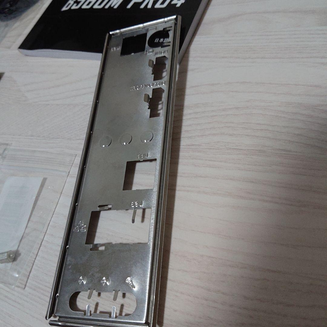 ASRock B560M PRO4 マザーボードのみ