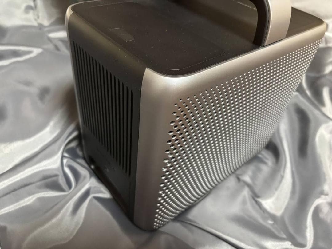 Anker Nebula Cosmos 4K SE 4Kプロジェクター