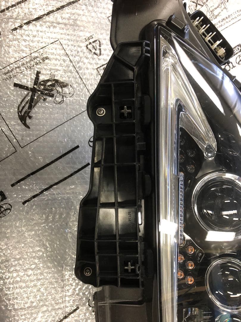 レクサス LS460 UVF45後期 左ヘッドライト81185-50A91