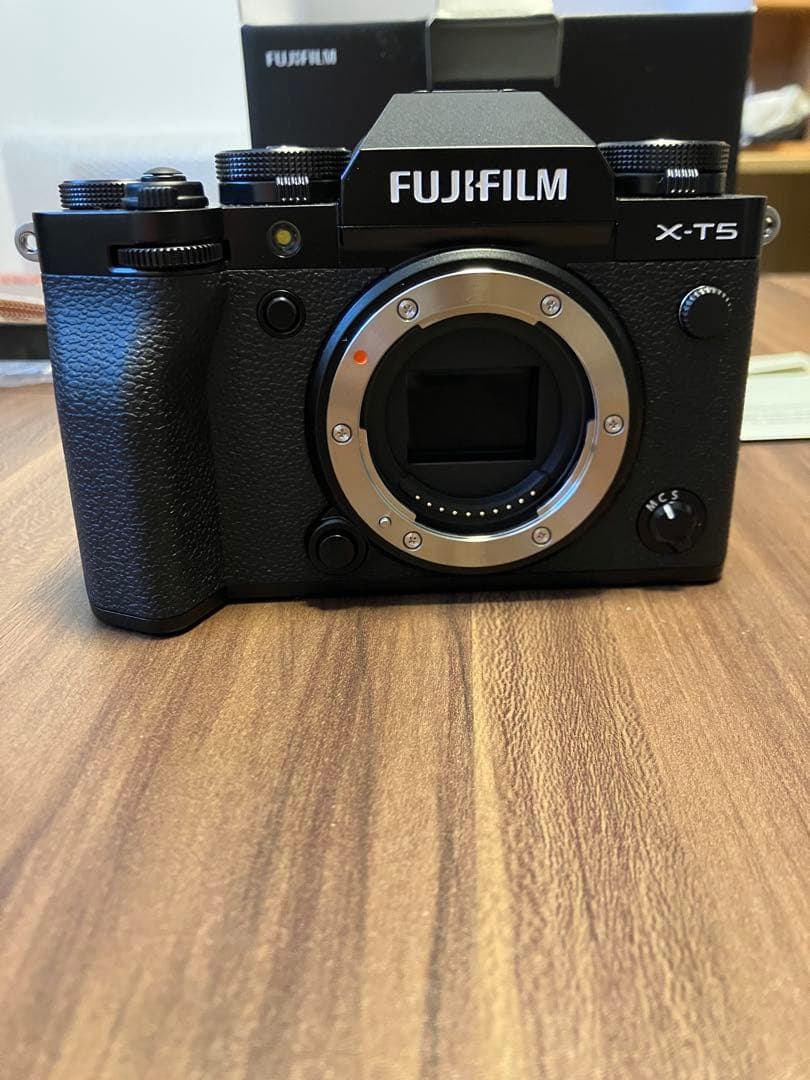 富士フイルム FUJIFILM X-T5 保証残1年以上 シャッター回数523枚