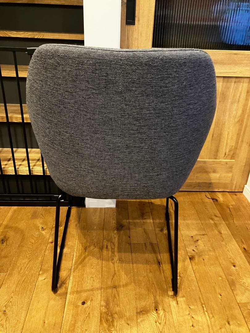 美品　IKEA イス　グレー　トッスベルグ