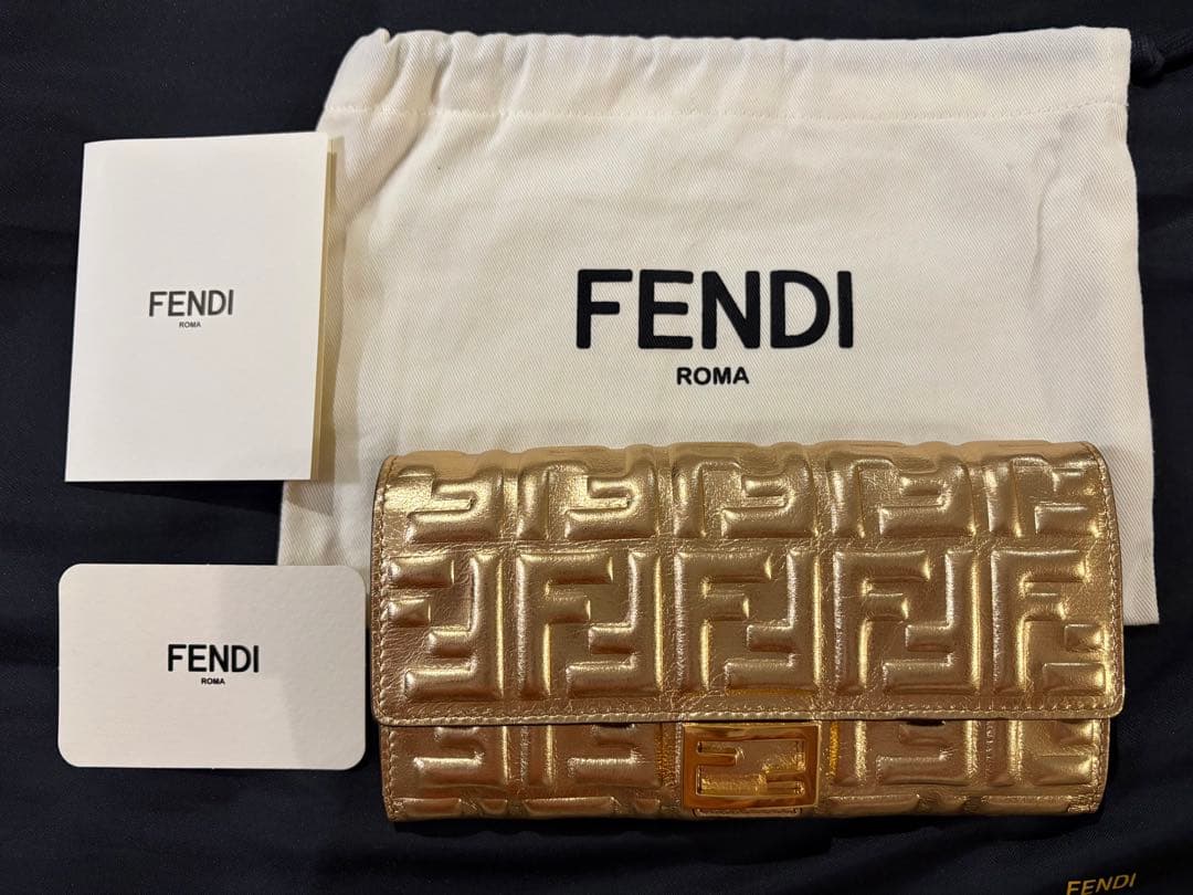 【FENDI 】ゴールド エンボス長財布