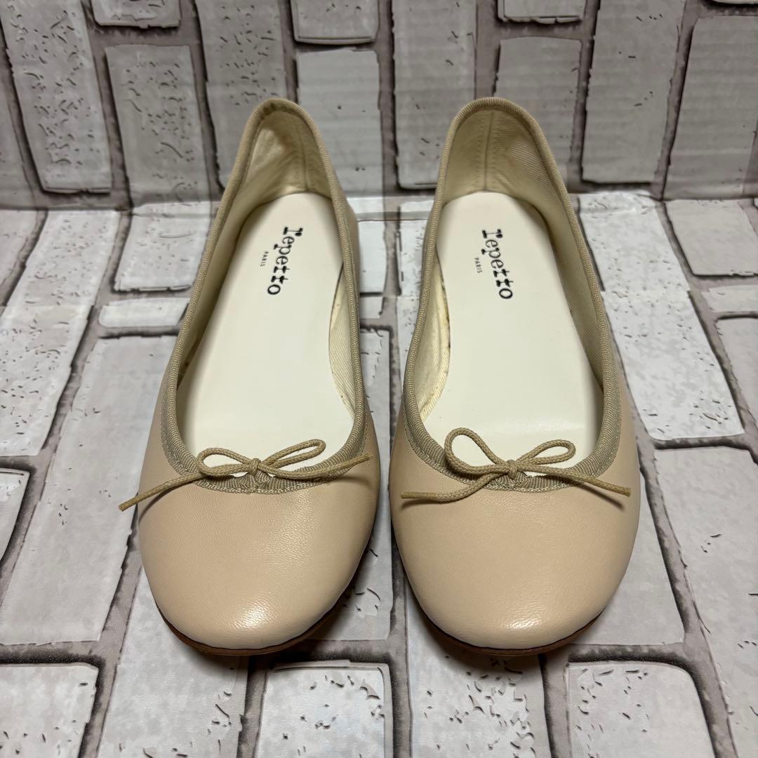 未使用級 repetto サンドリオン レザー ライトベージュ 39.5