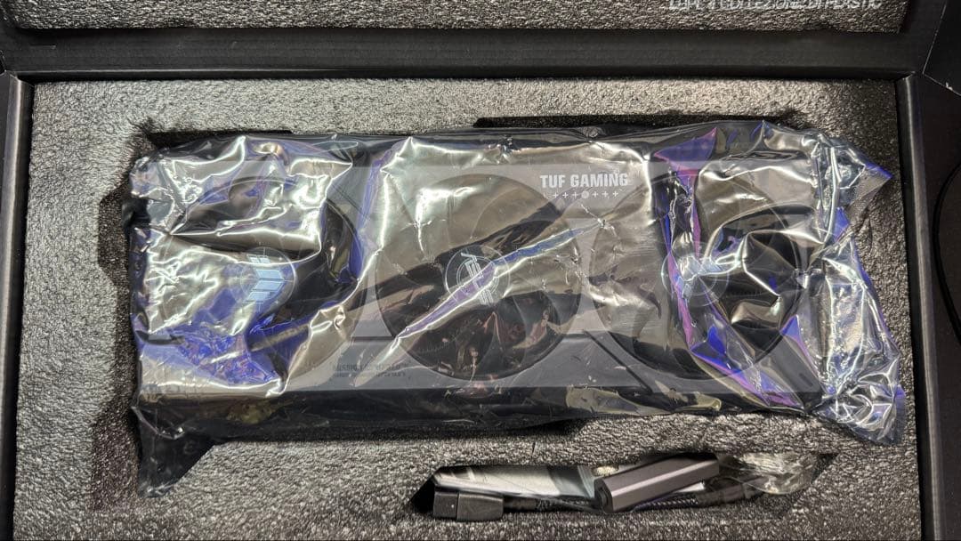 グラフィックボード・グラボ・ビデオカード ASUS TUF GEFORCE RTX 4070 SUPER OC 12GB